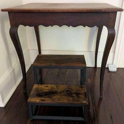 Wooden Side Table W/ Plastic-Foam Top & Footstool 