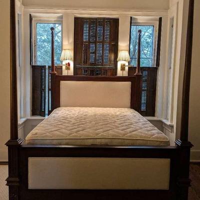 Four Poster Queen Bed