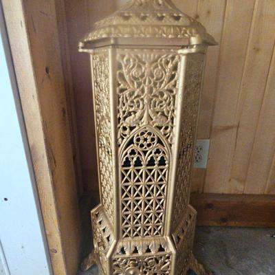 Large Antique Cast Iron Oil Lamp 