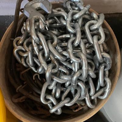 Bucket Of Chains (lot 2)