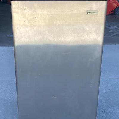 Magic Chef Mini Fridge 