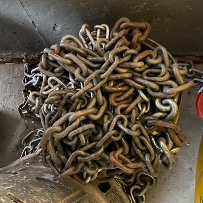 Bucket Of Chains (lot 1)