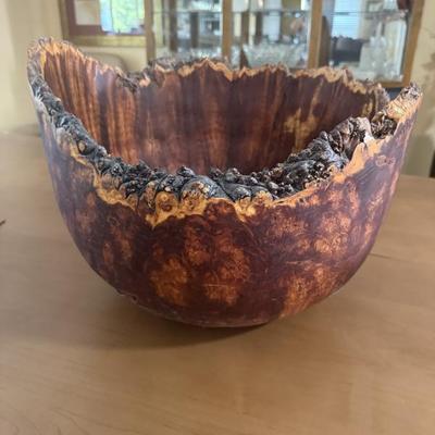 beautiful handcrafted wood bowls 