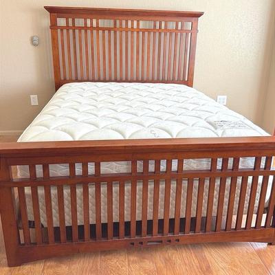 Mission Slatted Queen Size Bed & Four Season Mattress 