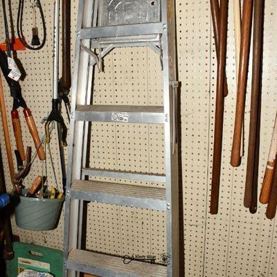 12 garage 68)