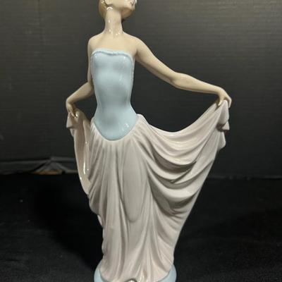 Lladro Large Ballerina Figure 