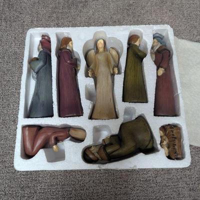 Lot #125 - Willow Tree Nativity Figurine Set - 2000 Collectors Edition.