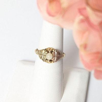 Lot #57 - 10K Black Hills Gold & Pearl Vintage Ring