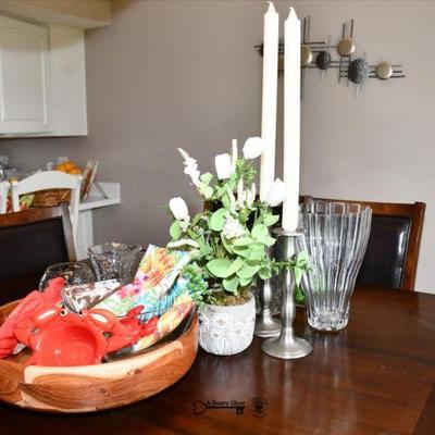 141 dining room