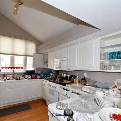 064 kitchen
