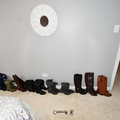 414 bathroom b