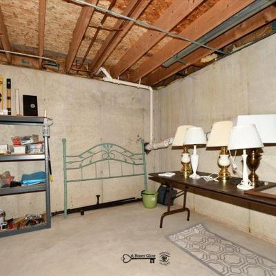 546 basement
