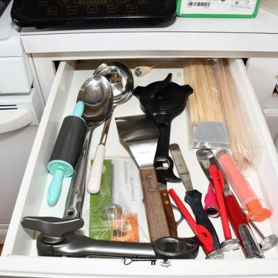 077 kitchen