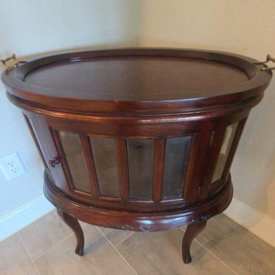 Oval Tray Top Mahogany Display Table