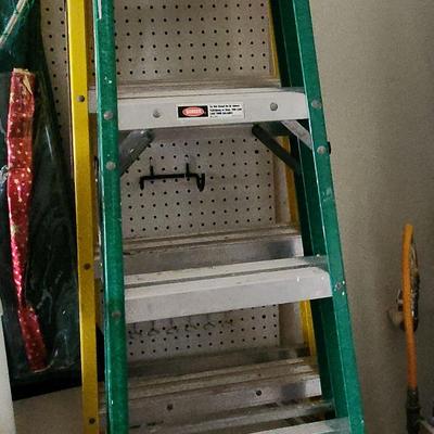 8 And 6 Foot Fiber Glass Ladders 