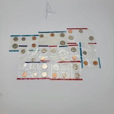 Coin Proofs in Clear Opened Plastic