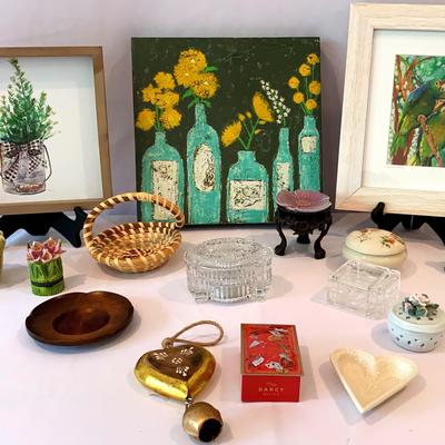 Pretty Pictures, Trinket Boxes/Holders, Bell And Candleholder