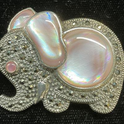 397: NF Sterling Silver Mother of Pearl Elephant Brooch
