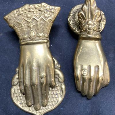178: Vintage Brass Hand Letter Clip & Door Knocker
