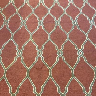 119: SAFAVIEH CAMBRIDGE Wool Pile Rug
