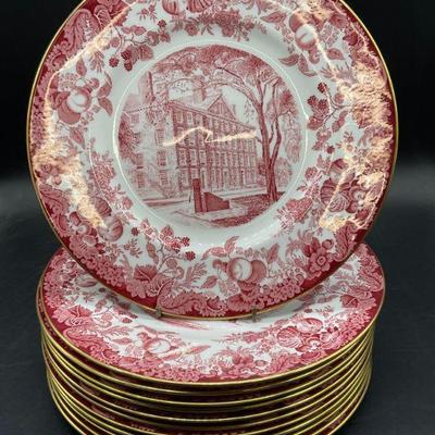 725: Set 12 WEDGWOOD BONE CHINA Red & White Plates, Eng
