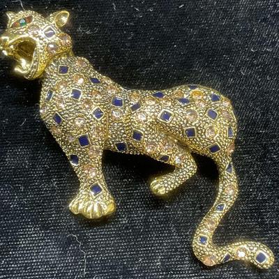 308: Gold Tone Crystal Leopard Brooch
