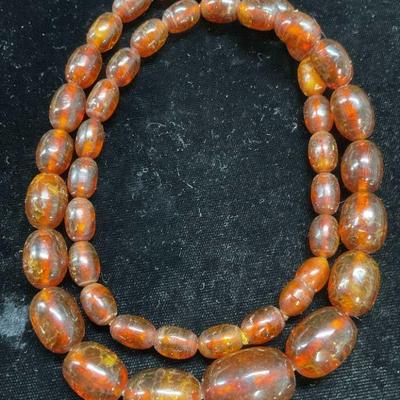 230: Vintage Graduated Amber Beaded Necklace
