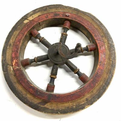 639: Vintage Wooden Ships Wheel Wall Hanging
