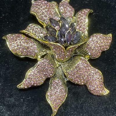 291: XL Crystal Flower Statement Brooch, 3.75 In L
