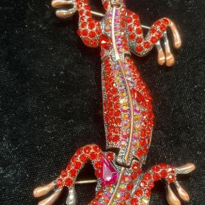 631: XL Ali Lang Red Crystal Lizard Brooch 5.5in L
