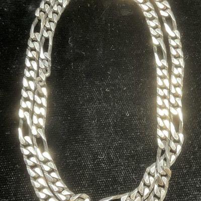 528: Vintage Sterling Silver Figaro Chain Necklace
