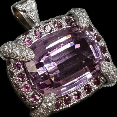 499: 14K White Gold Necklace with Diamonds & Kunzite
