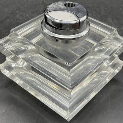 548: Vintage Lucite Table Lighter, Japan
