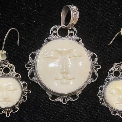 661: Lot 2 Bianca Zoie Sterling Silver Moon Earrings +

