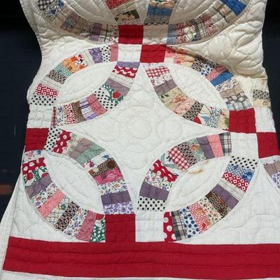782: Vintage Handmade Bridal Ring Patchwork Quilt
