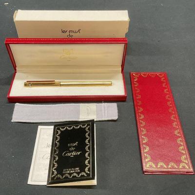 794: Cartier Trinity Fountain Pen, Box, 18k Gold Nib
