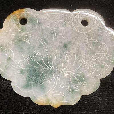 668: Asian Carved Nephrite Jade Lotus Pendant 4In W
