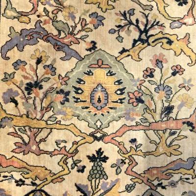 697: WHITHALL ANGLO PERSIAN Vintage Wool Area Rug
