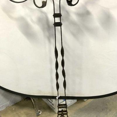 532: Vintage 5 Arm Iron Floor Sz Candelabra
