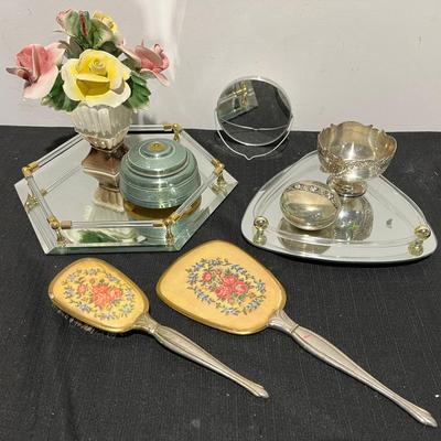 Vintage Vanity Set & Decor 