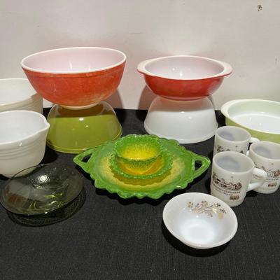 Vintage PYREX, FireKing, Hazel Atlas Colony  Collection & More 