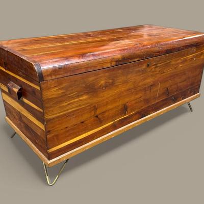 Vintage Mid Century Cedar Chest 