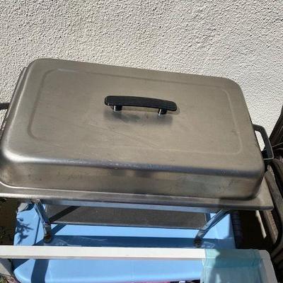 Chafing dishes