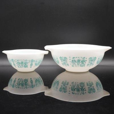 Pair Of Pyrex Amish Butterprint Bowls, 441 & 443