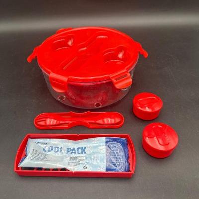 Plastic Food Storage Container with Accessories