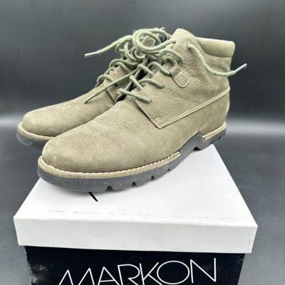 Markon Green Suede Lace-Up Boots, Size 8
