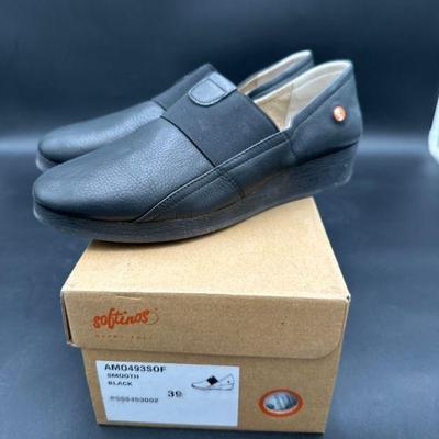 Softinos Black Leather Slip-On Shoes, Size 8