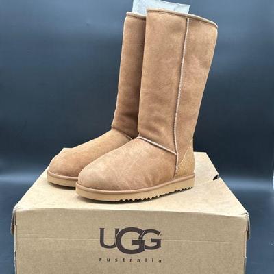 UGG Australia Chestnut Suede Boots, Size 8