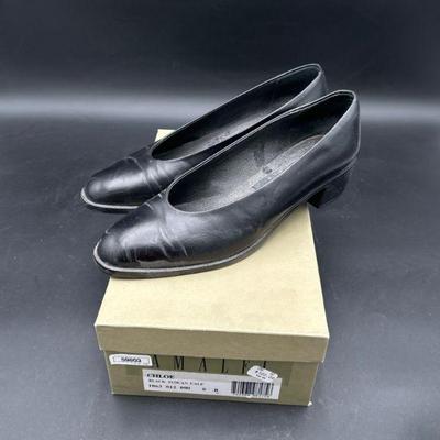 Black Leather Heeled Shoes, Size 8