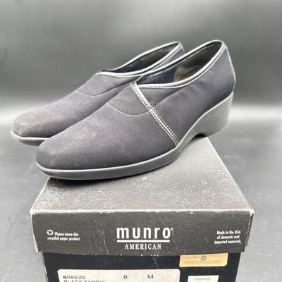 Munro American Black Fabric Wedge Shoes, Size 8
